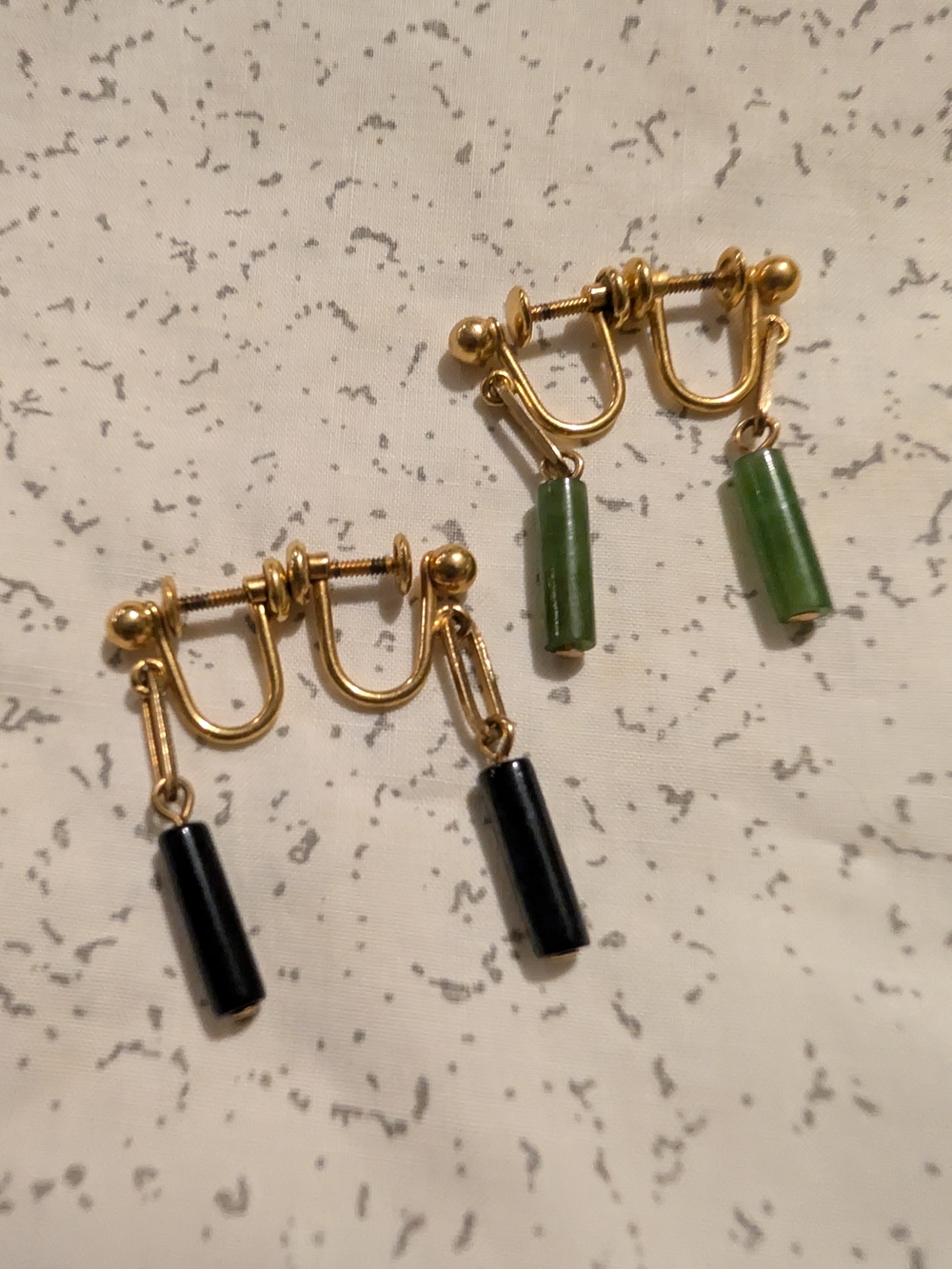 Vintage Van Dell 1/2 12 kt GF Mid Century Green & Black Pairs Clip On Earrings